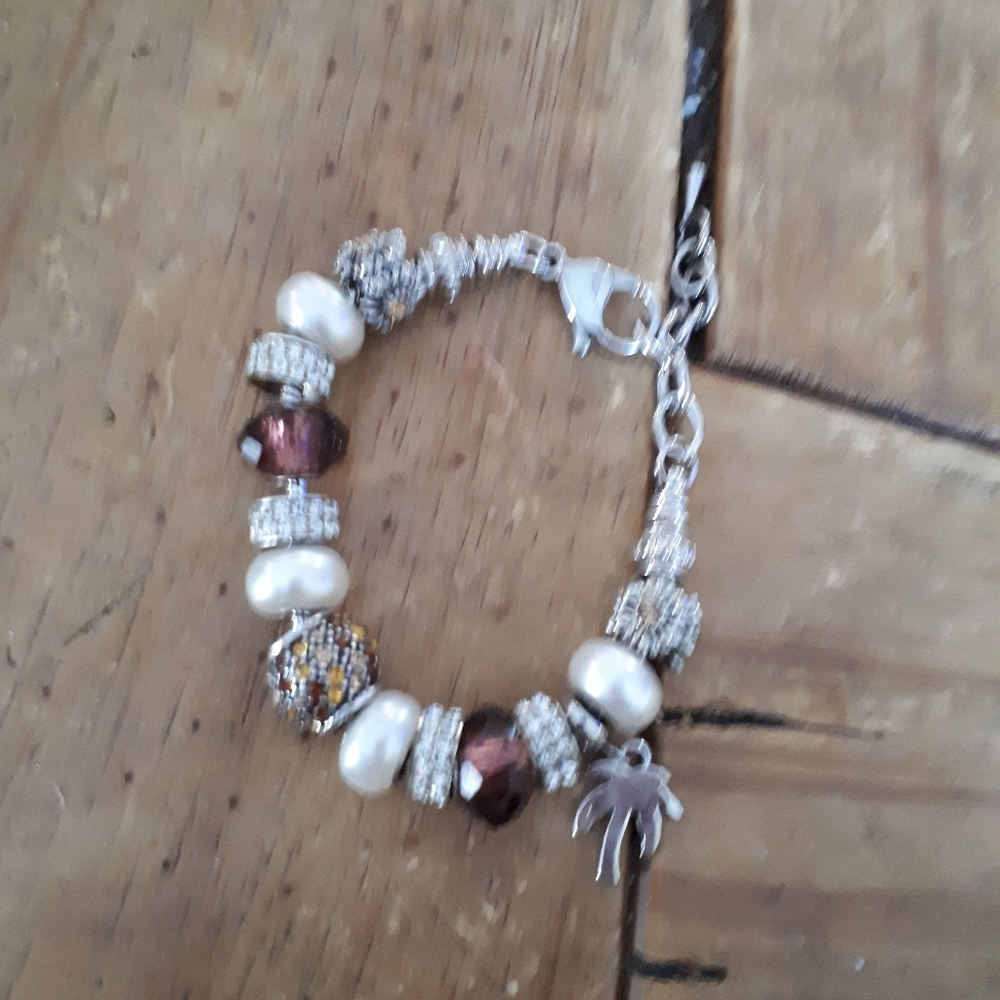 Charm bracelet